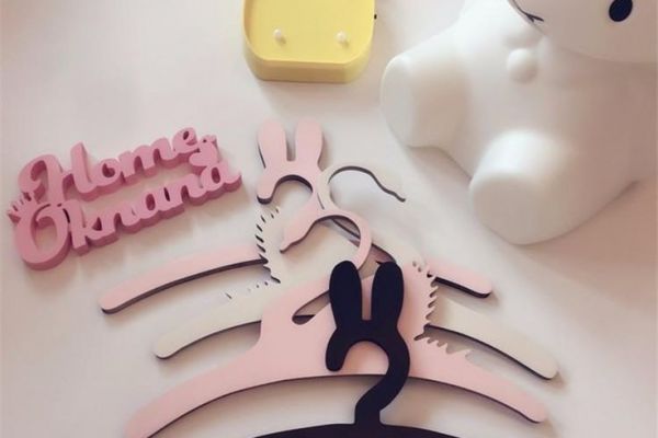 d3b75ce28ff5abfebc0e9295335b6c76-hangers-for-clothes-baby-hangers6AE5BC5E-D6AA-39CC-0DFA-D4421A60370E.jpg